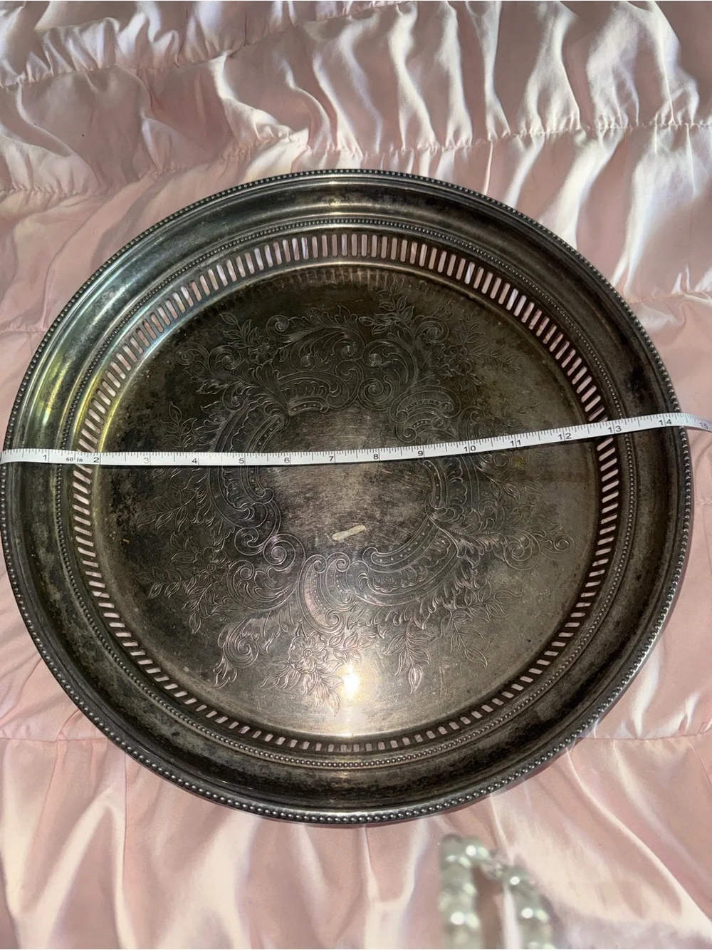 Vintage Wm Rogers silver plated ornate floral serving plate tray